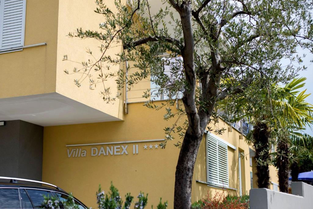 Villa Danex Superior อูมัค ภายนอก รูปภาพ